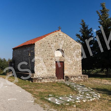 Casa Kariki - Traditional House In Psinthos Villa Exterior photo